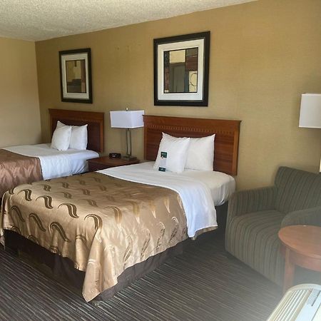 Quality Inn Columbus, Ms Bagian luar foto
