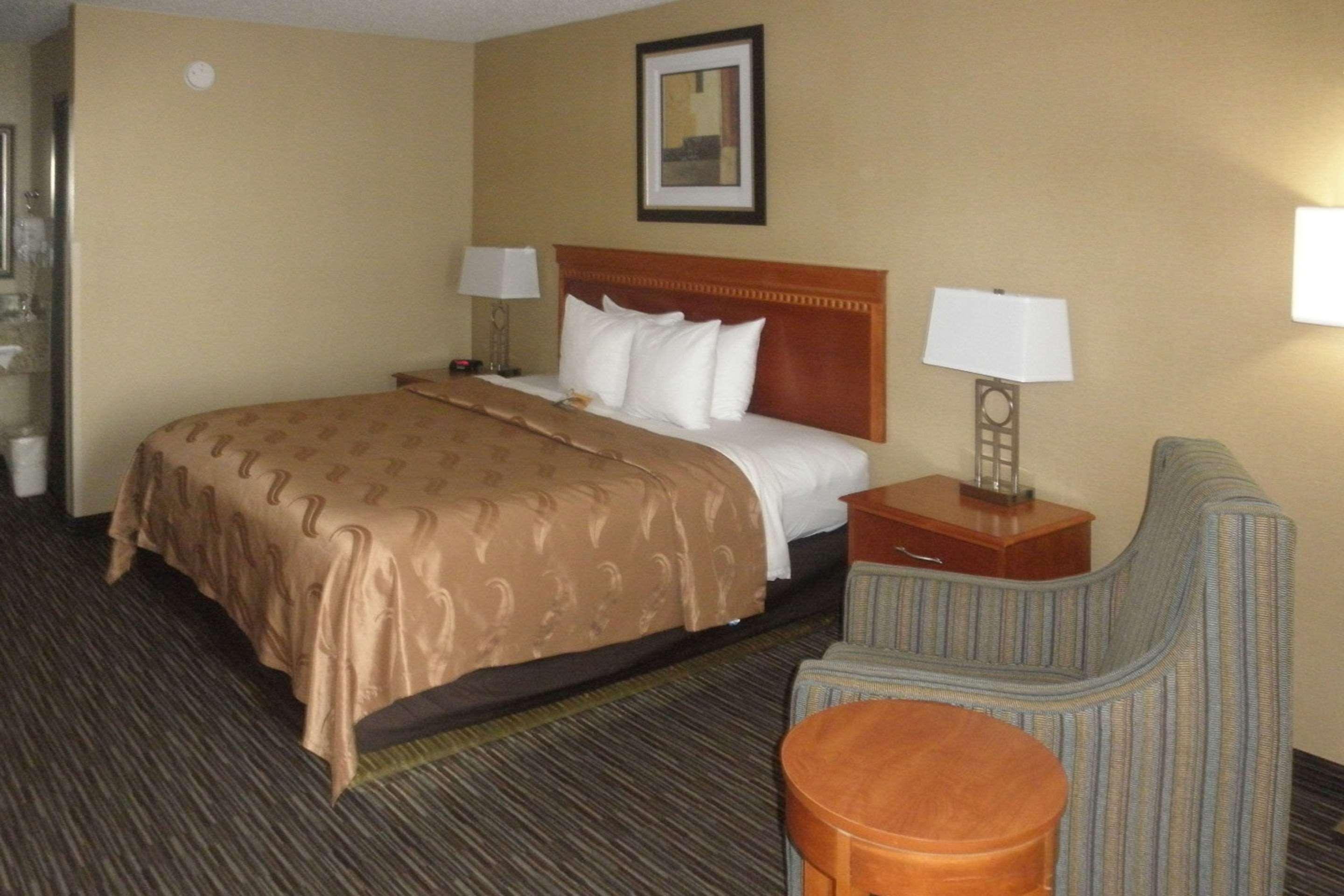 Quality Inn Columbus, Ms Bagian luar foto