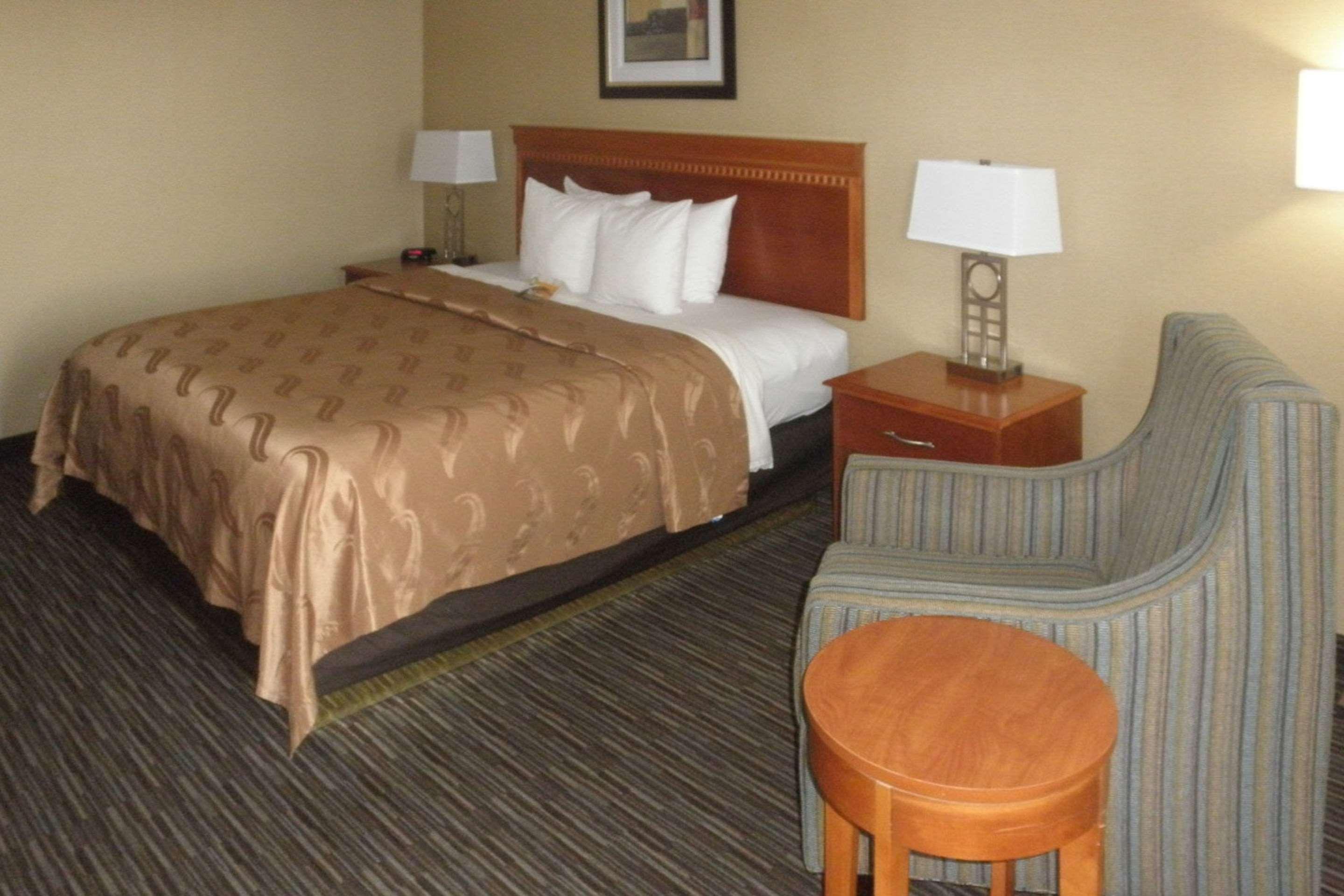 Quality Inn Columbus, Ms Bagian luar foto