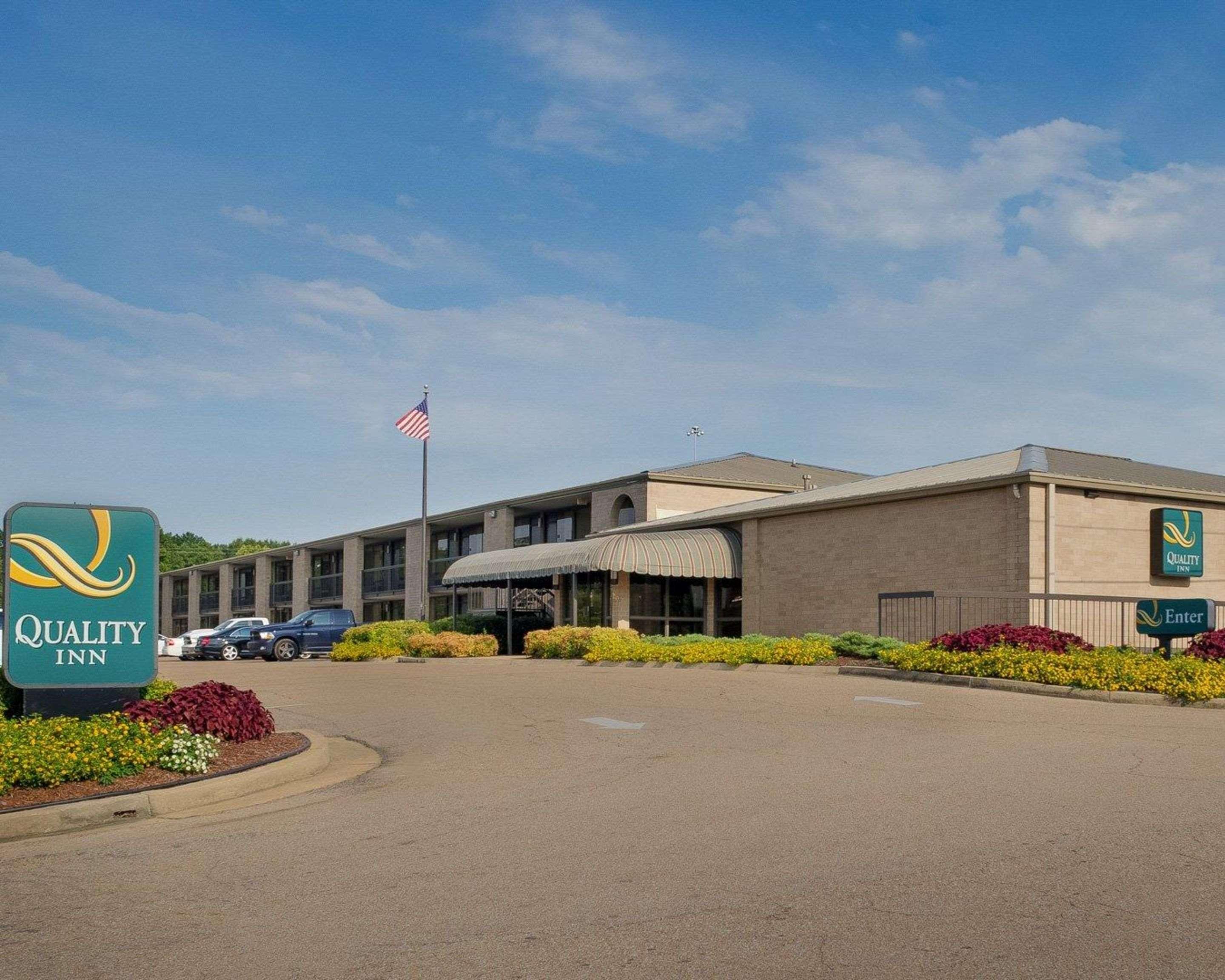 Quality Inn Columbus, Ms Bagian luar foto