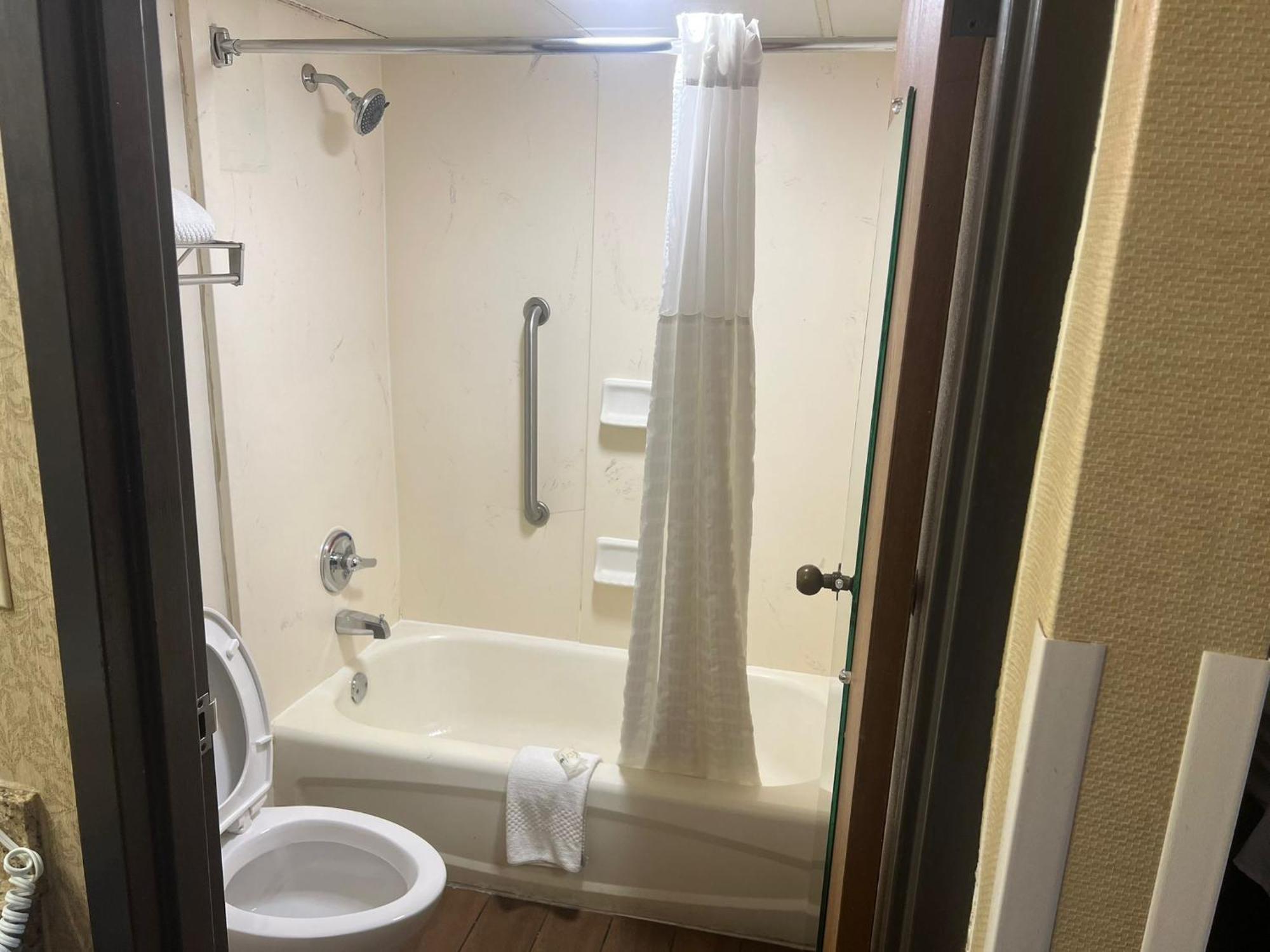 Quality Inn Columbus, Ms Bagian luar foto
